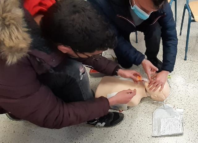 La UGC de Ugíjar incorpora formación en soporte vital básico en los programas ‘Forma Joven’ y ‘Creciendo en Salud’