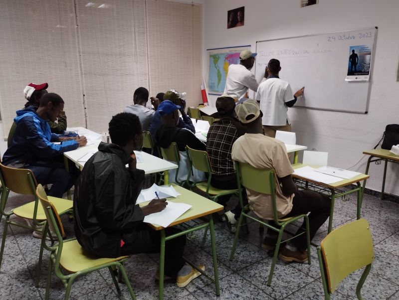El Área de Gestión Sanitaria Sur del Granada pone en marcha Grupos Socioeducativos dirigidos a personas inmigrantes