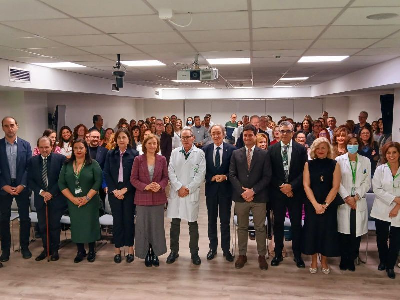 La directora gerente del SAS presenta al nuevo gerente del Área de Gestión Sanitaria Sur de Granada